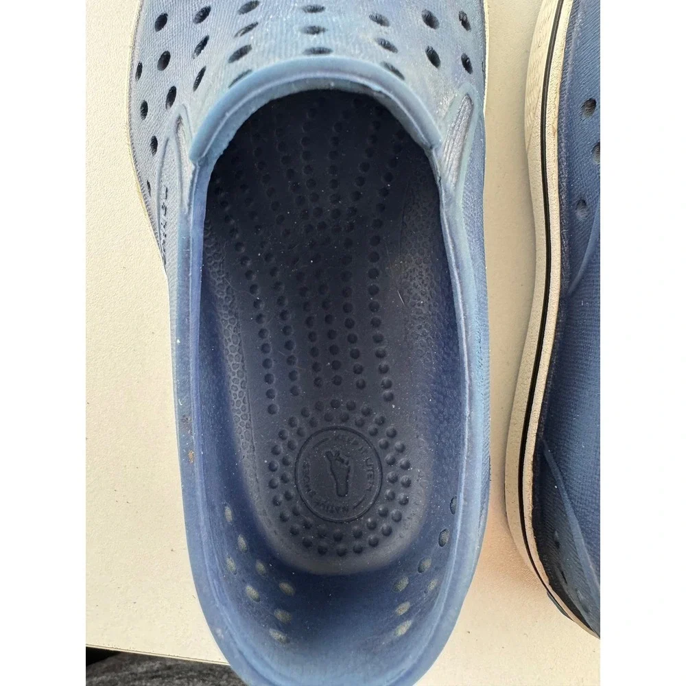 Native Shoes lightweight slip